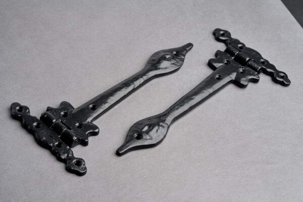 Iron Spear T Hinge - Antique Black - 304mm - Pair - Hardware by Williams